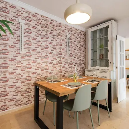 The 2nd Corner: Ideal For Groups Appartamento